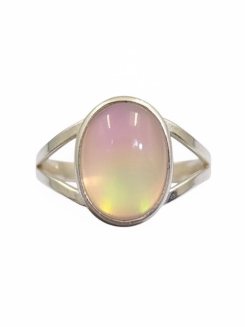 White Gold Plated Mood Changing Statement Ring. New.